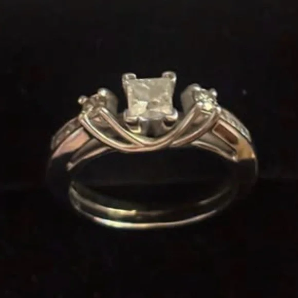 Diamond Princess Cut Natural 1 CTTW Wedding Ring Set - Picture 4 of 10